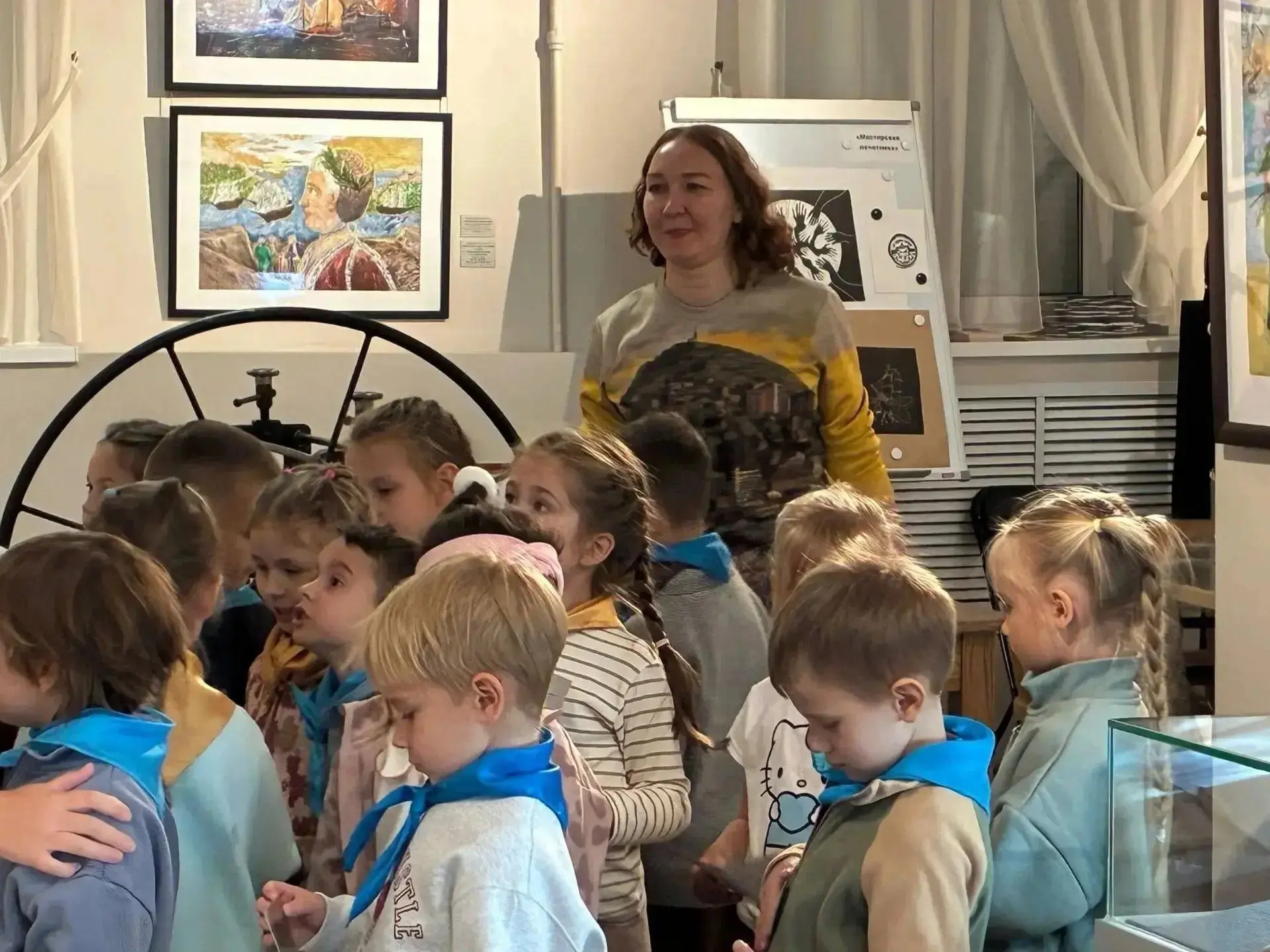 🎨 Как «Гусельки» познакомились с Екатериной Великой