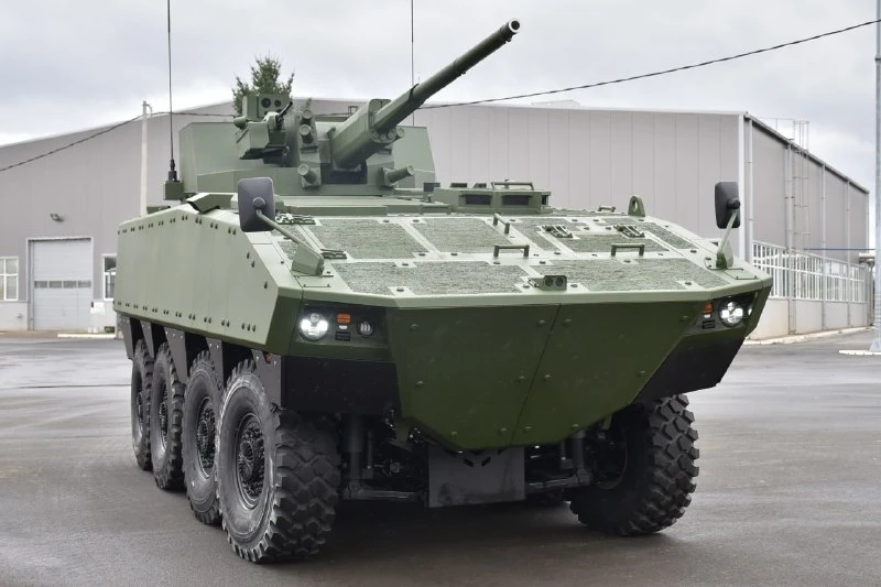 Сербская компания Yugoimport–SDPR представила на выставке «Партнер-2021» в Белграде прототип тяжёлой