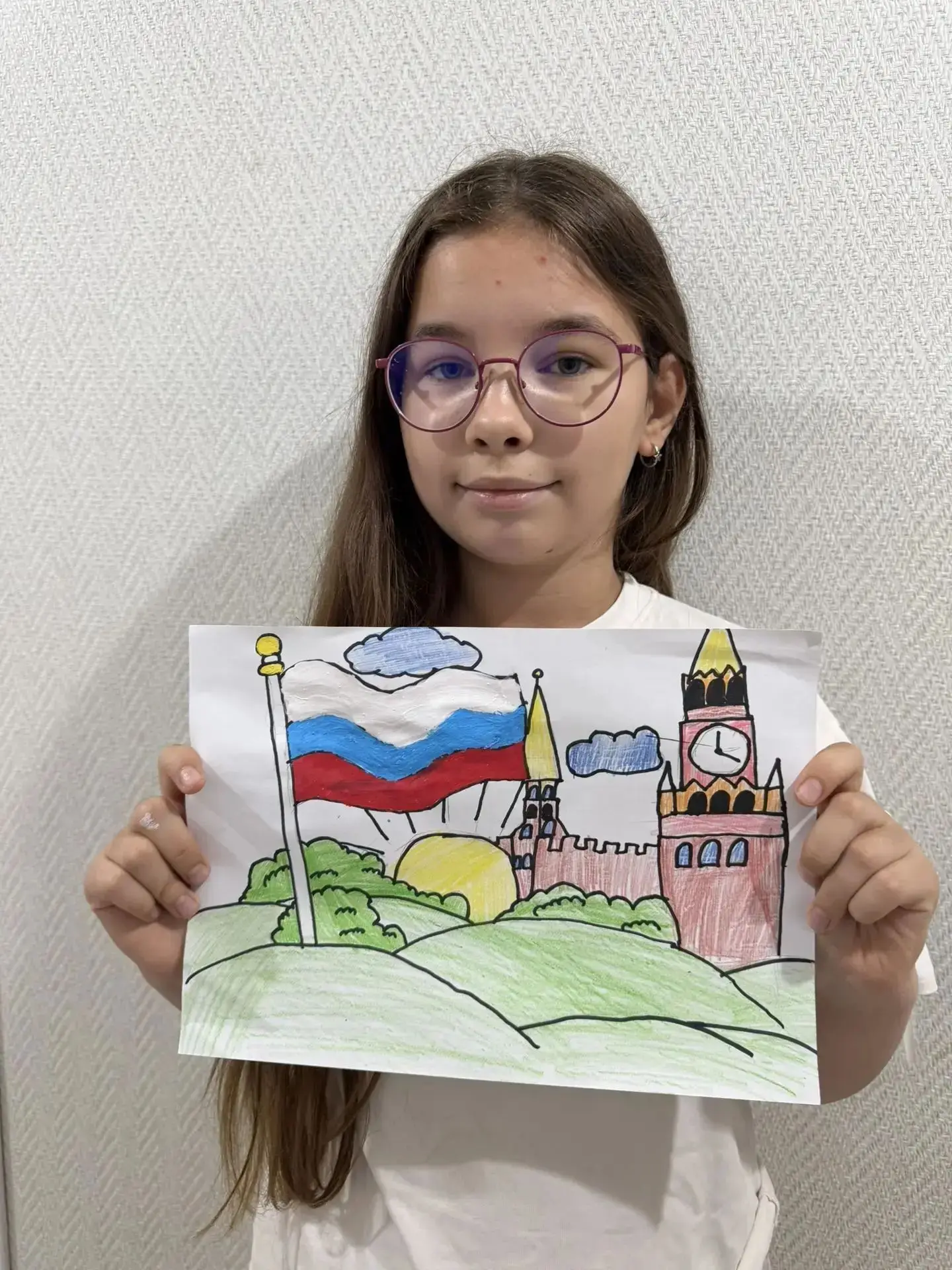Конкурс рисунков "Флаг Родины моей". Кутовая Вероника 5 "Б" класс.