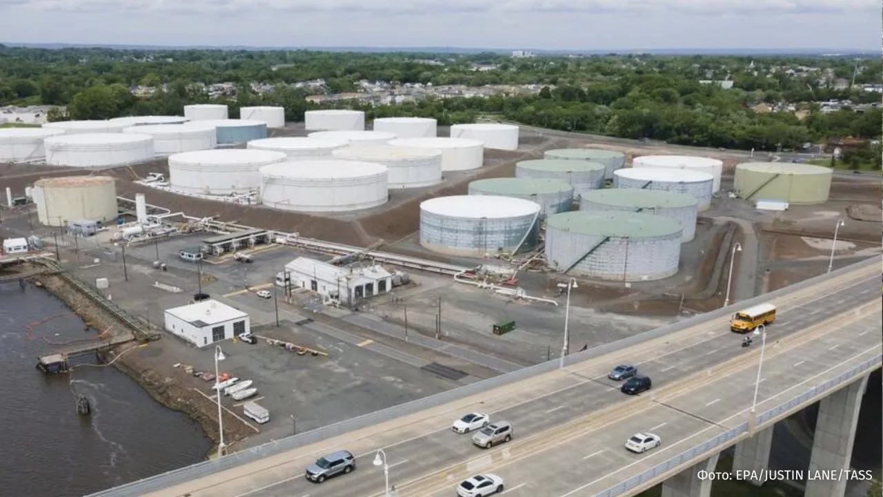 Минэнерго США предложило выделить до 40 млн баррелей сырой нефти из стратегического нефтяного резерв