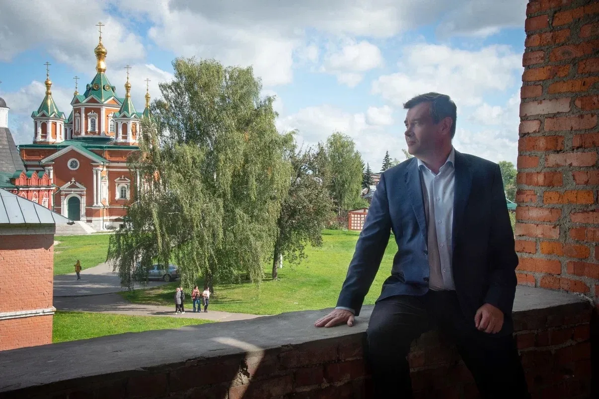 Сегодня день рождения отмечает глава городского округа Коломна Александр Гречищев

Александр Владими