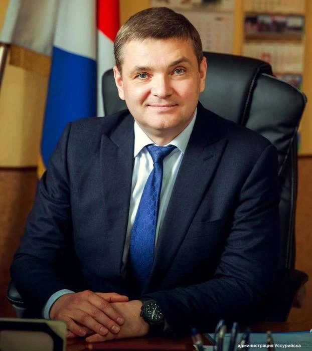 Мэр Уссурийска Евгений Корж уйдёт в правительство Приморья после 12 лет во главе города
