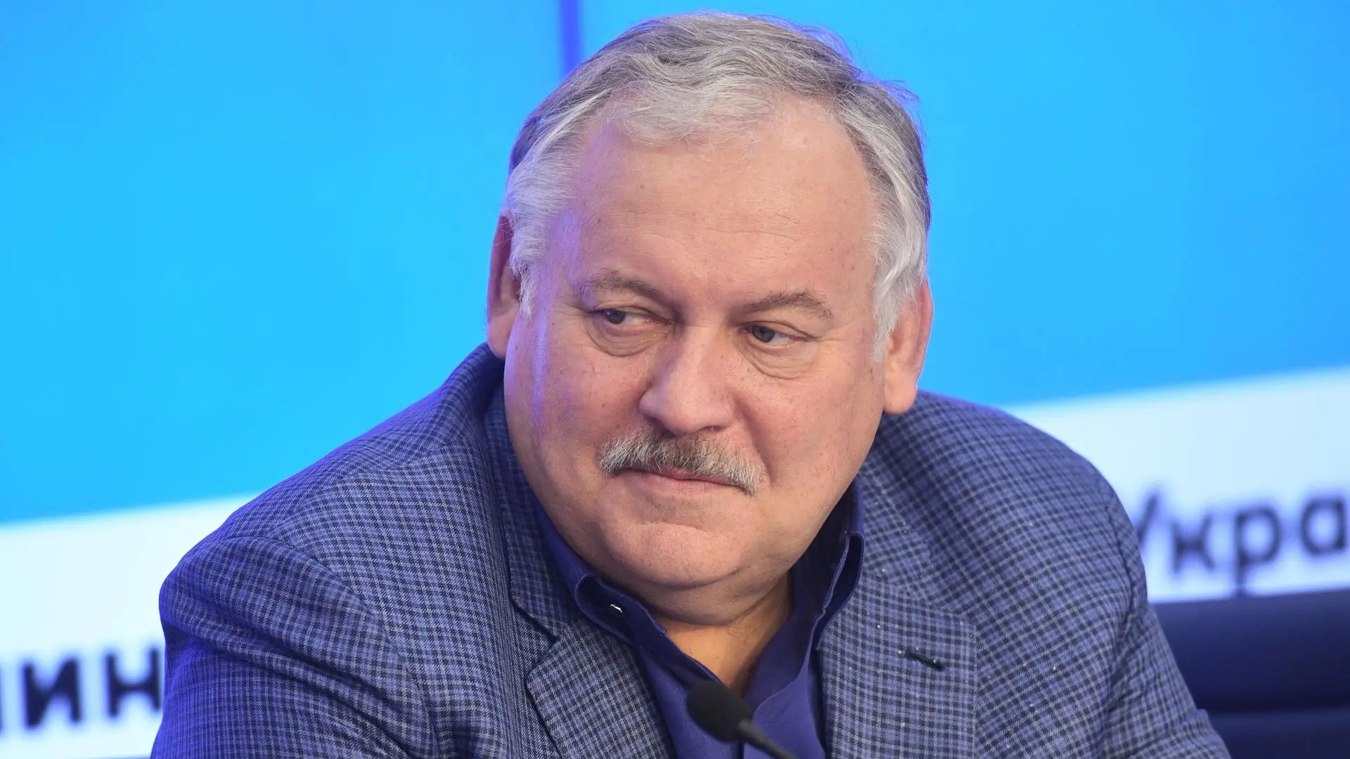 6 августа с 13 до 14ч в эфире МАКС FM Константи‌н Фёдорович Зату‌лин — российский полит...