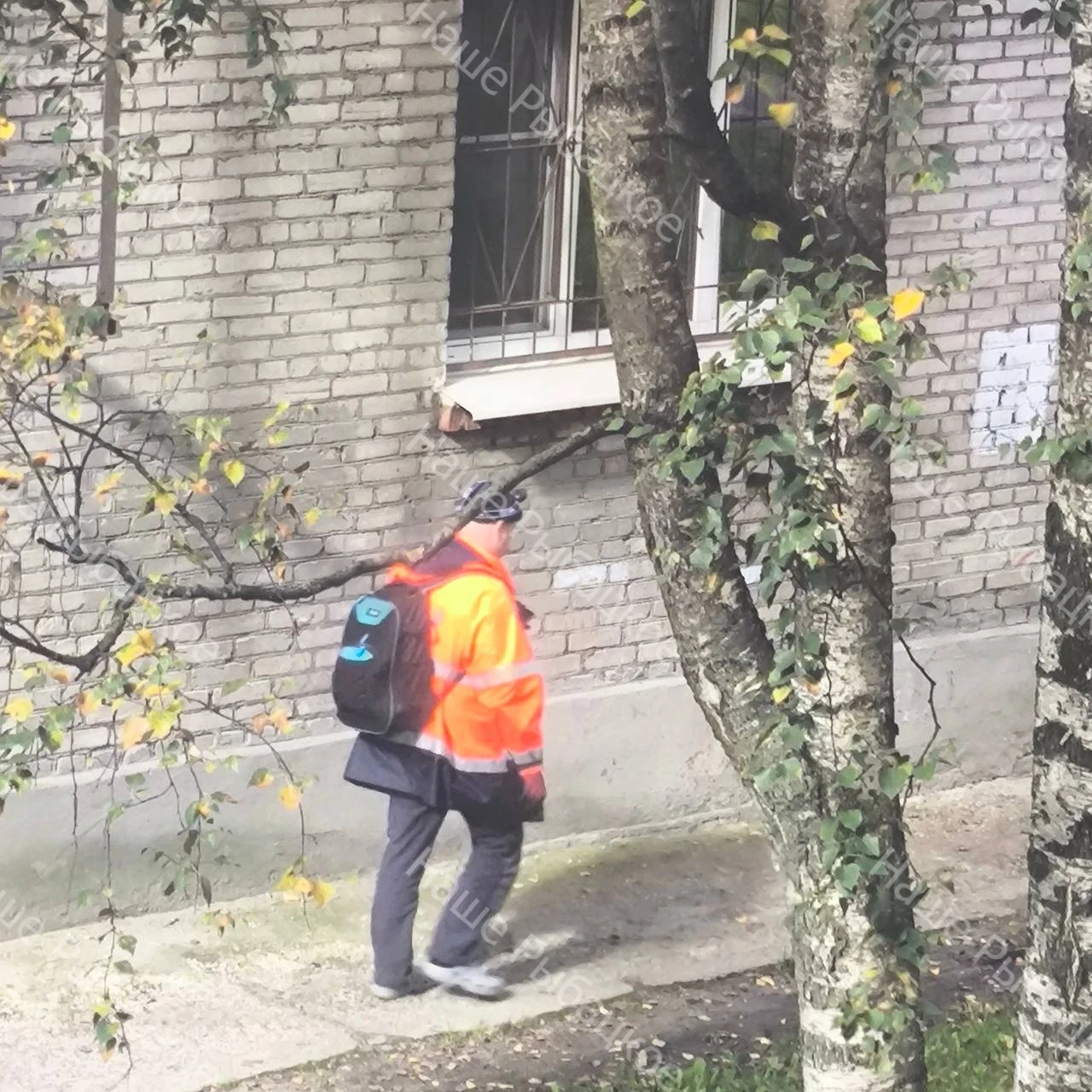 В районе Рыбацкого замечен подозрительный мужчина.