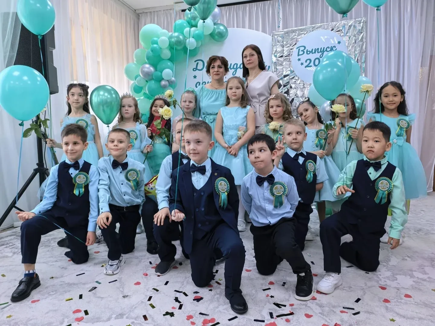 🎉 С Днём знаний и с 1 сентября, дорогие родители наших дошколят! 🎉