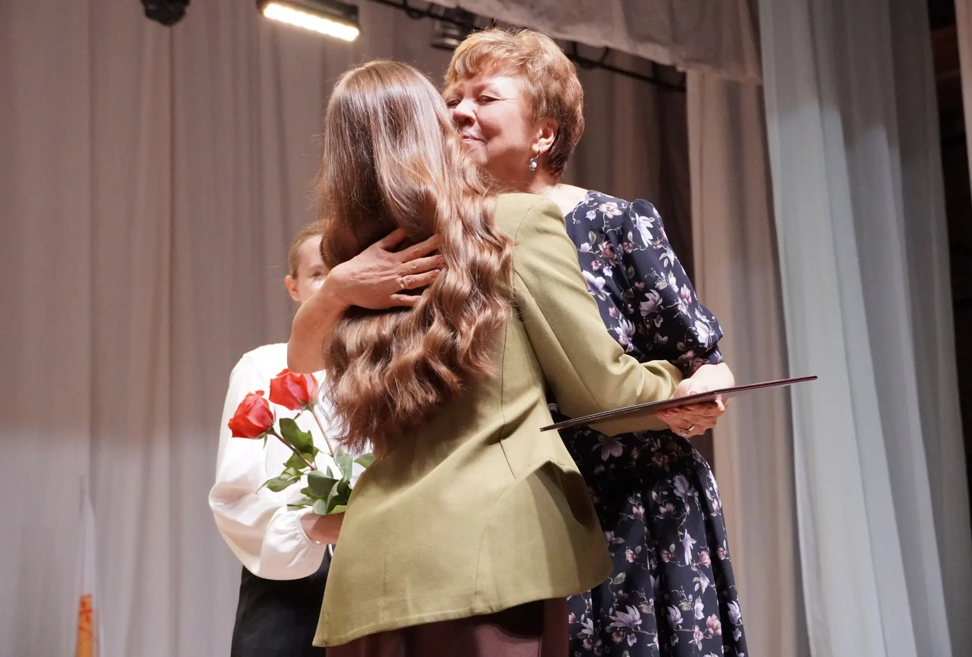 Торжественное вручение дипломов прошло в Вятском колледже культуры

Сегодня в концертном зале Вятско