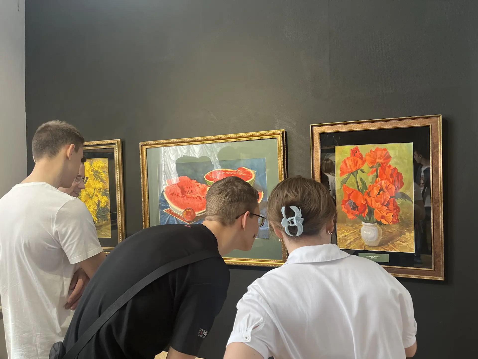 🎨 Сегодня учащиеся 9В и 9Г классов посетили экскурсию в Тамбовской областной картинной галереи 🏛️  Р