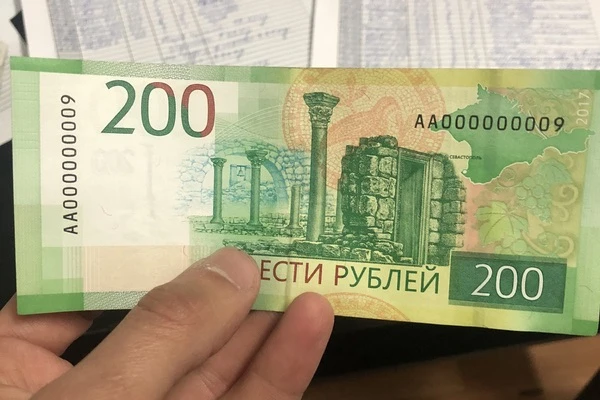 🤯Пермяк попытался зарезать мать из-за 200 рублей на пиво