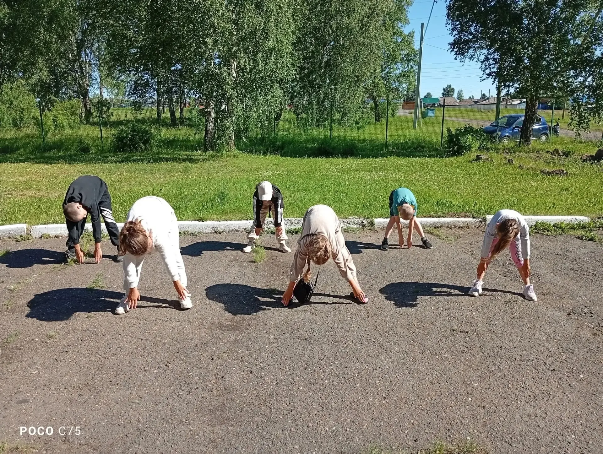 18 июня 🌞 в нашем пришкольном лагере 🌞 день начался с традиционной утренней зарядки �...
