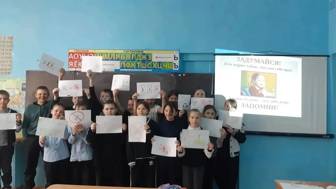 На этой неделе учащиеся начальных классов приняли участие в акции "Мы против курения!"