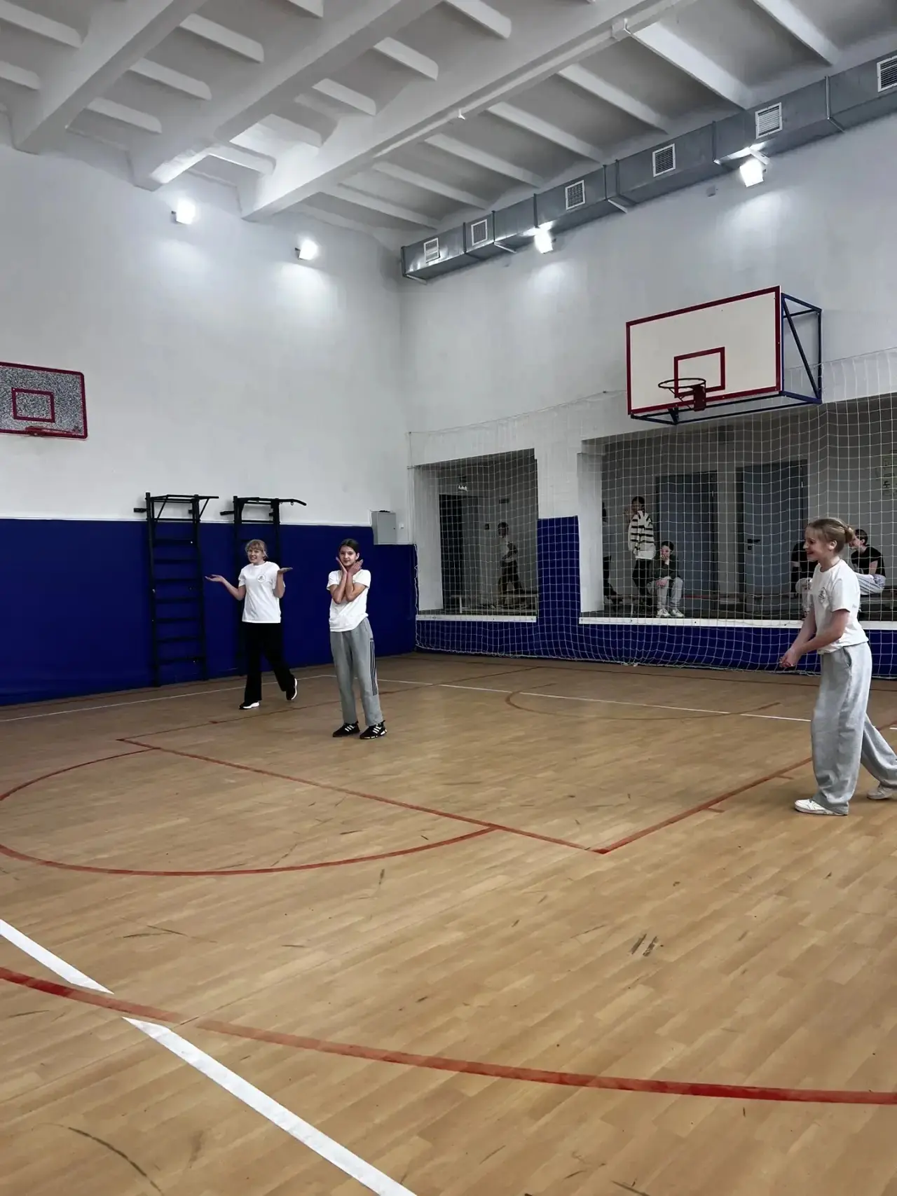 9 февраля наша команда приняла участие в спартакиаде школьников по волейболу Энемского городского по