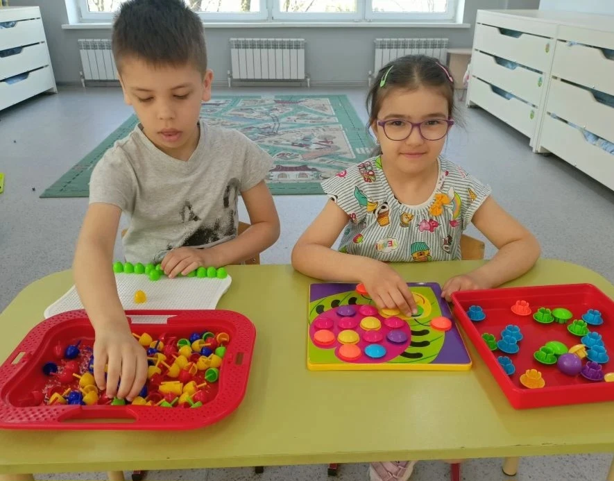 ...Чтобы чётко говорить,👄  надо с пальцами дружить!🖐  Уровень речевого развития находится в прямой з