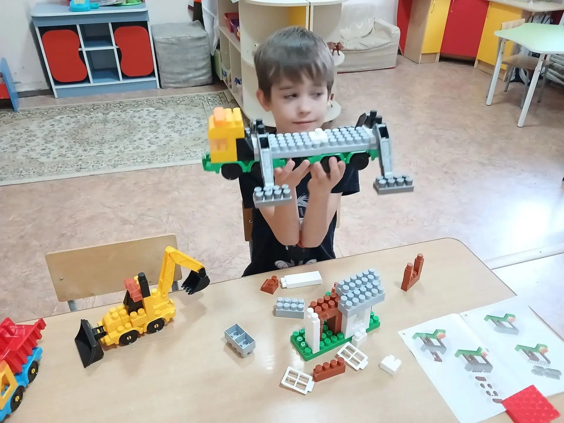 Как вы думаете, откуда взялось это название: конструктор Lego? Оказывается, название пр...