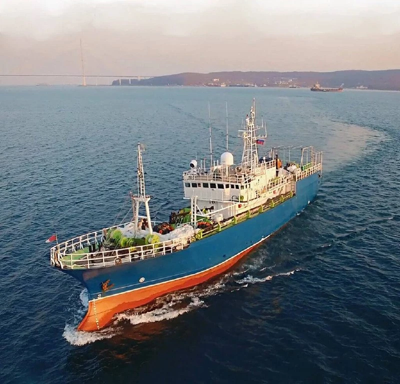Посольство России подтвердило смерть троих моряков в Китае — по предварительным данным,...