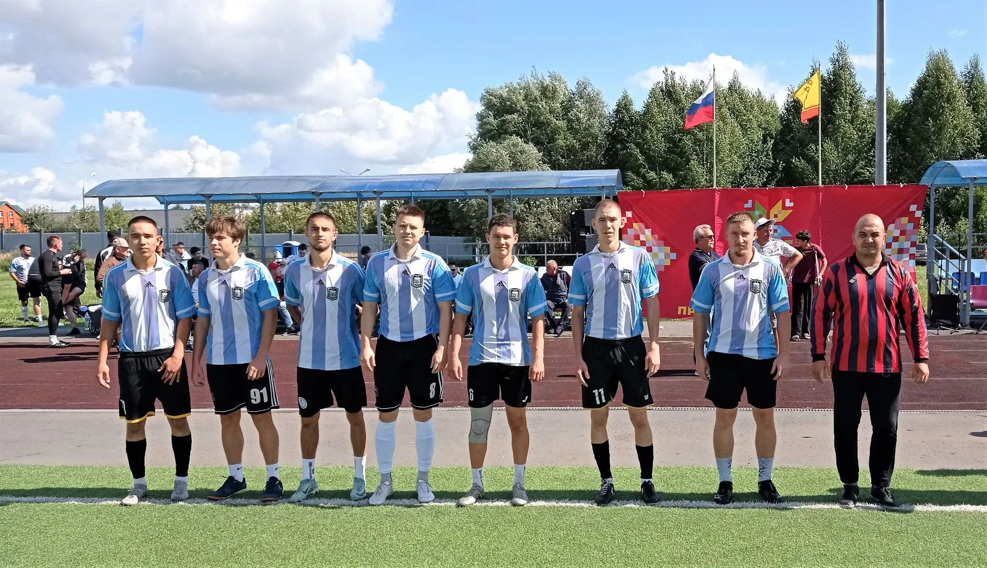 22 августа на стадионе-площадке села Яльчики прошел очередной этап футбольного турнира ...