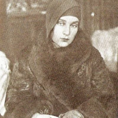 В такой день, конечно, в #женщинахвискусстве вернемся к нашему наследию — знакомьтесь, Лидия Тимошен
