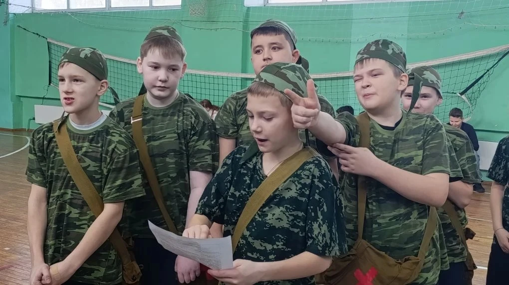 Это было мощно! 🇷🇺💥  Сегодня в нашей школе прошёл отборочный этап легендарной военно-патриотической 
