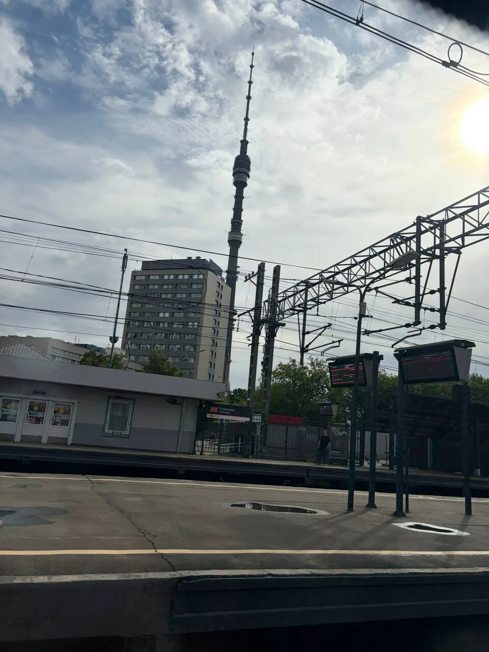 🚇Вот так выглядит Останкино на МЦД-3 из окна утреннего поезда!