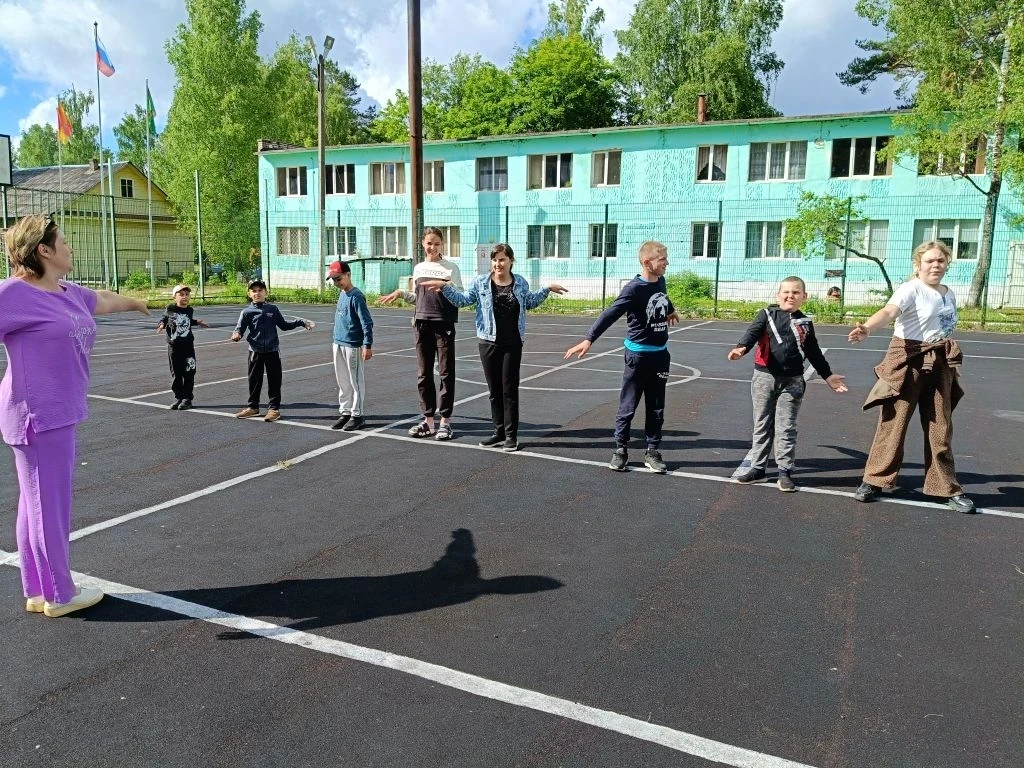 В нашем лагере «Радуга» прошёл особенный день, посвящённый самому важному — семье! Семья — это особы