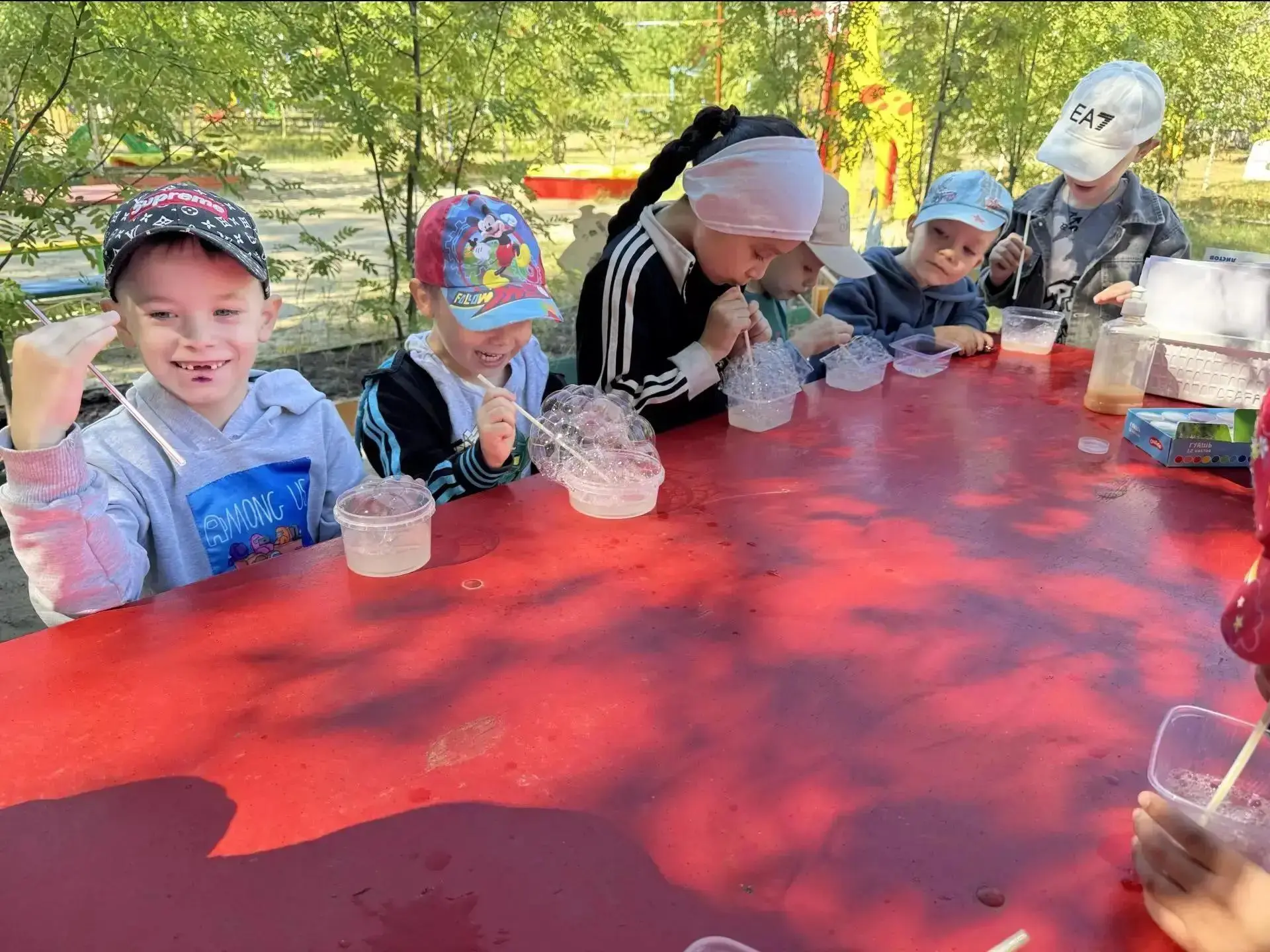 🧪 День научных открытий: когда наука — это весело! 🧪

✅Сегодня ребята устроили настоящий научный п