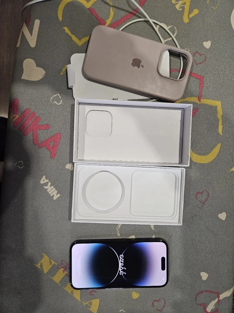 Продам iPhone 14 Pro 256 ГБ, б/у, Макеевка, 33 000 руб.