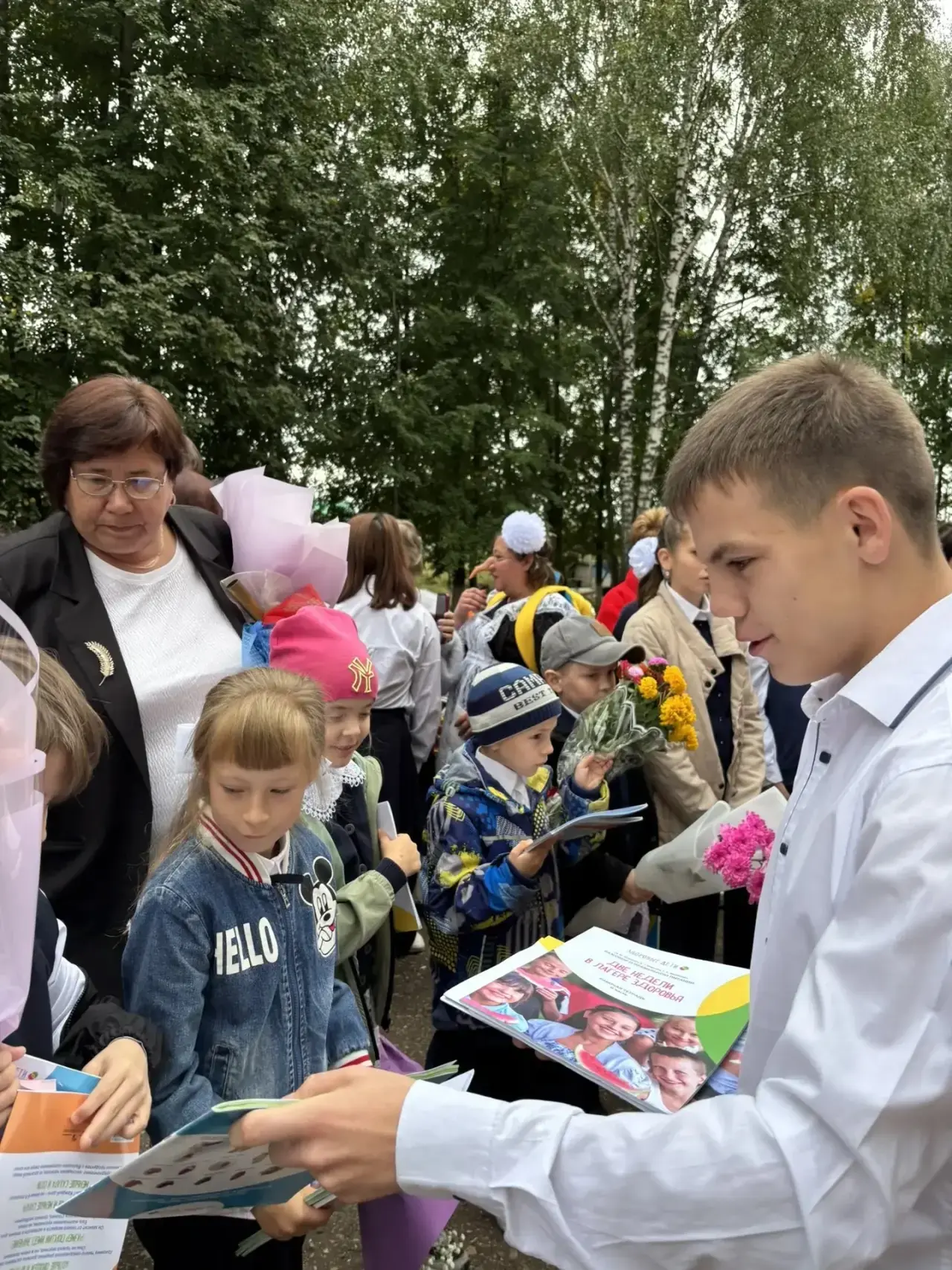 В День знаний наши самые маленькие ученики стали участниками замечательной акции «Расти...