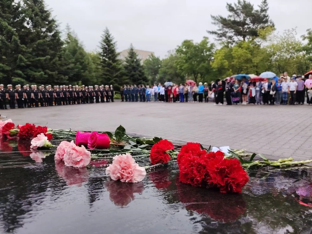 🎗22 июня: День памяти и скорби. Мы помним. Мы гордимся.
 
ℹ 22 июня 1941 года, ровно в 4 утра, без 