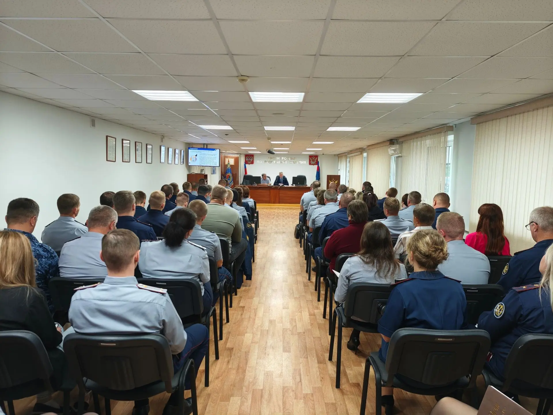 👥Председатель регионального Избиркома провел информационную встречу в УФСИН Карелии.