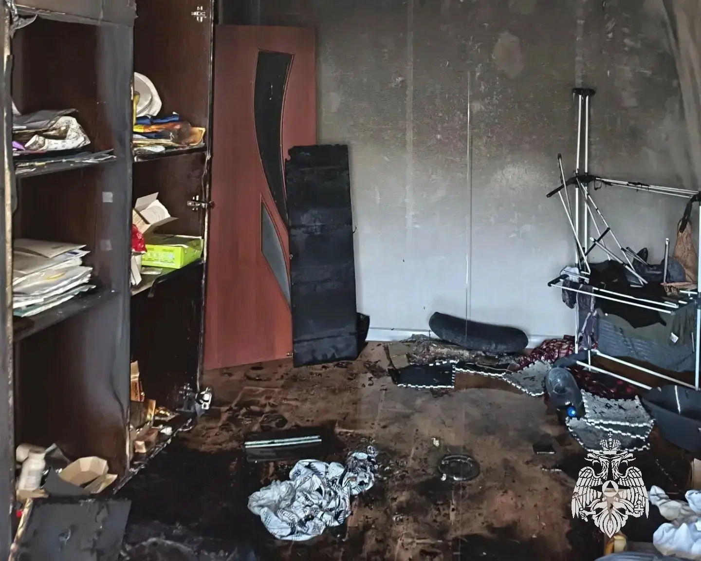 🔥 Пожарные эвакуировали 13 человек из горящего дома на Малинниках

В Калуге в переулке Малинники за