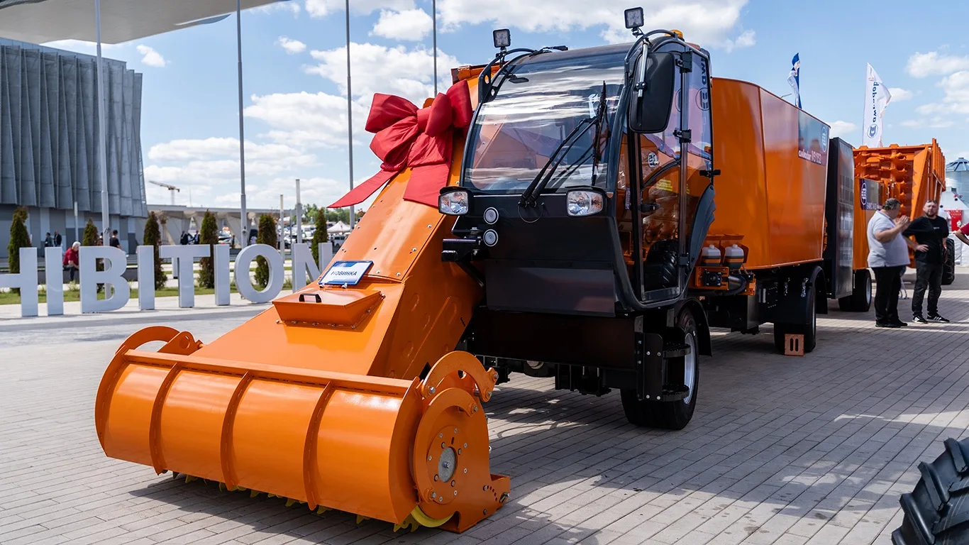 🌾Новинка БЕЛАГРО-2026: AMKODOR IVS18S2 объединяет сразу несколько машин в одной
