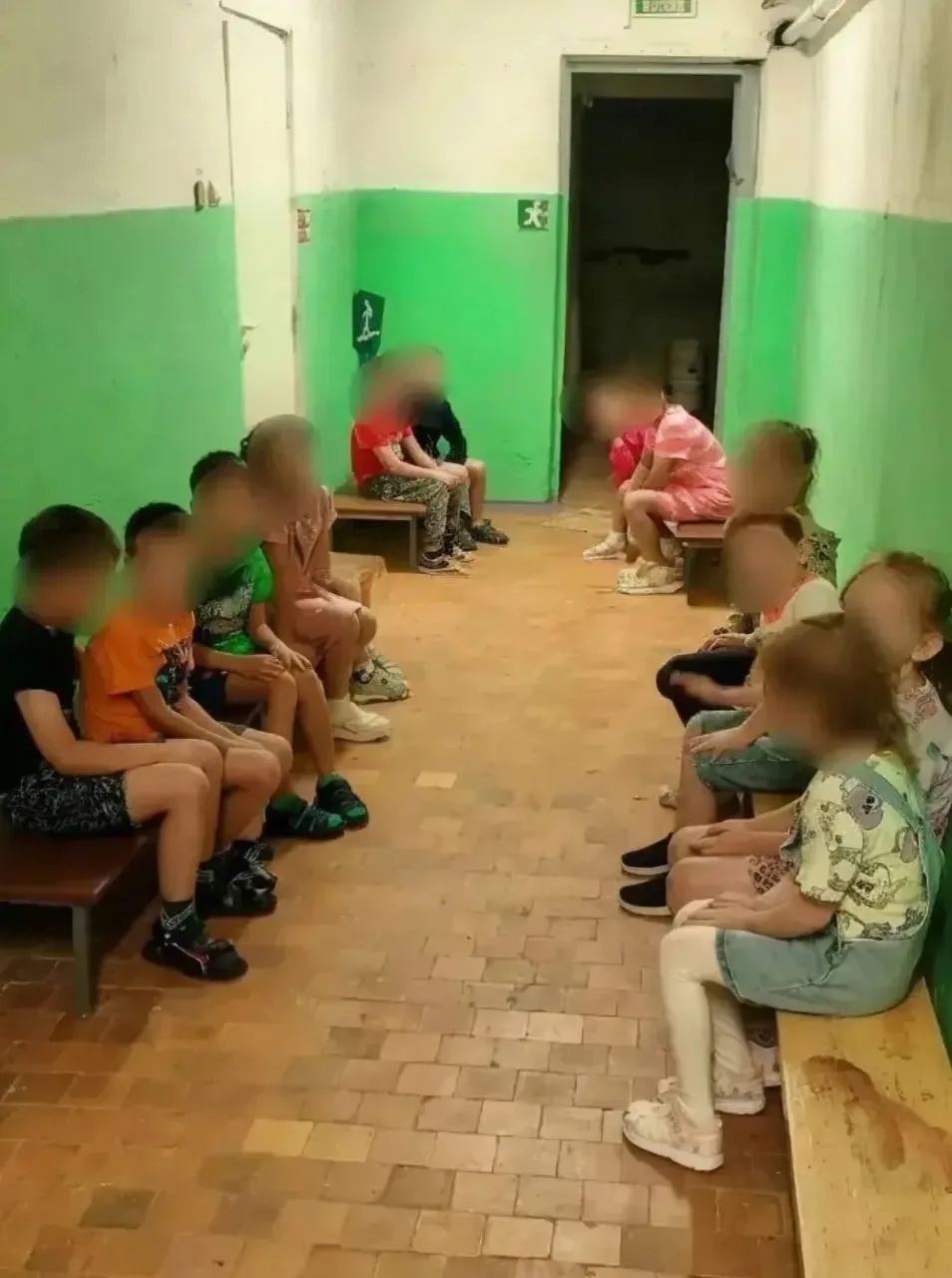 ⚡  Детсадовцев и школьников в Ижевске научили прятаться от БПЛА