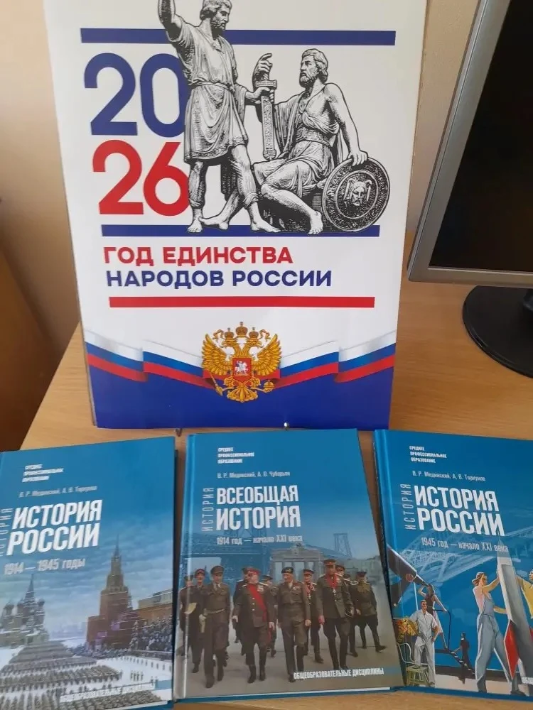 12 июня отмечается День России, 🇷🇺символизирующий день рождения современного государства, суверени