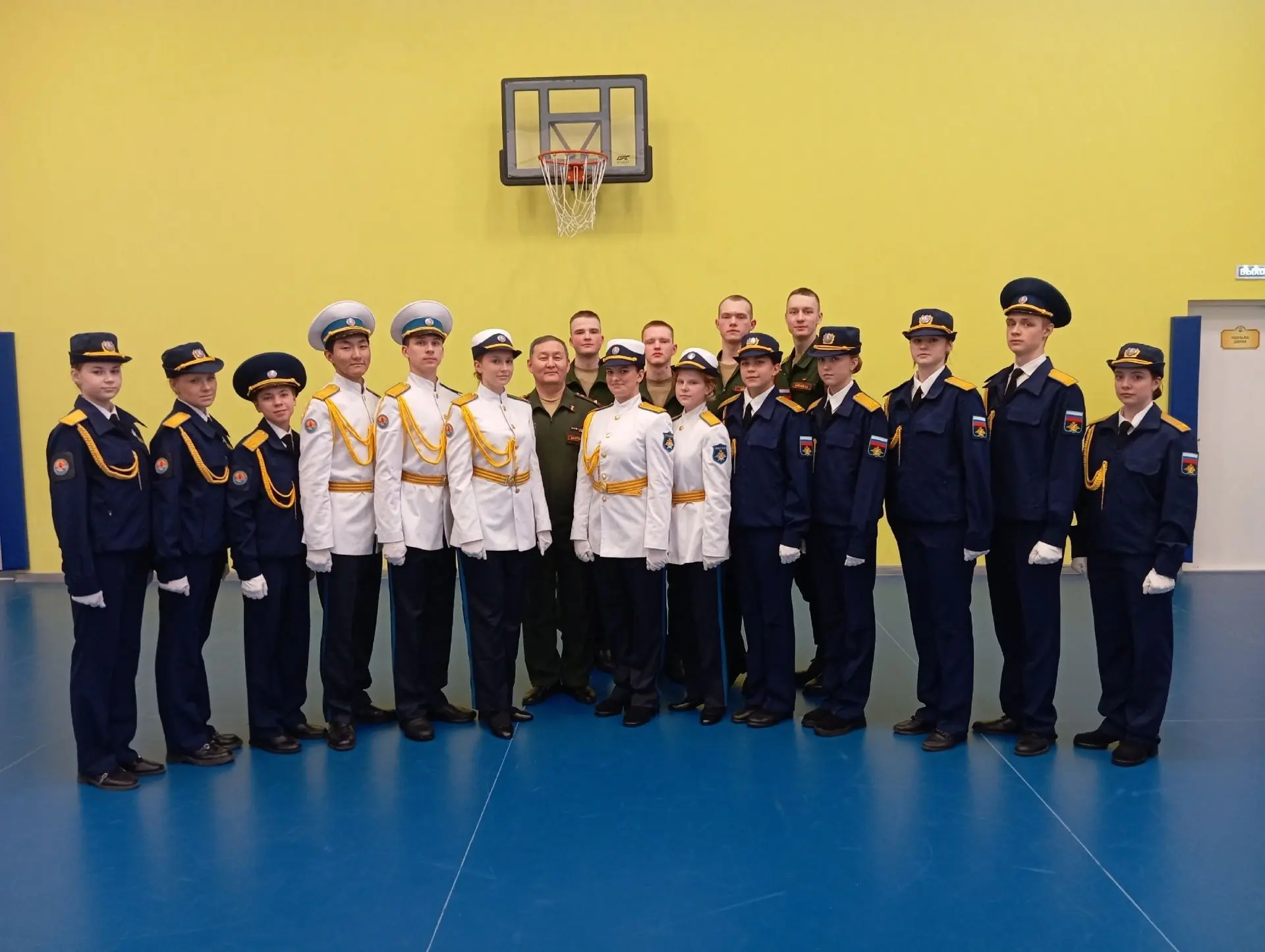 Дорогие друзья! Отличные новости!  Ученики нашей школы блестяще выступили в районном отборочном этап