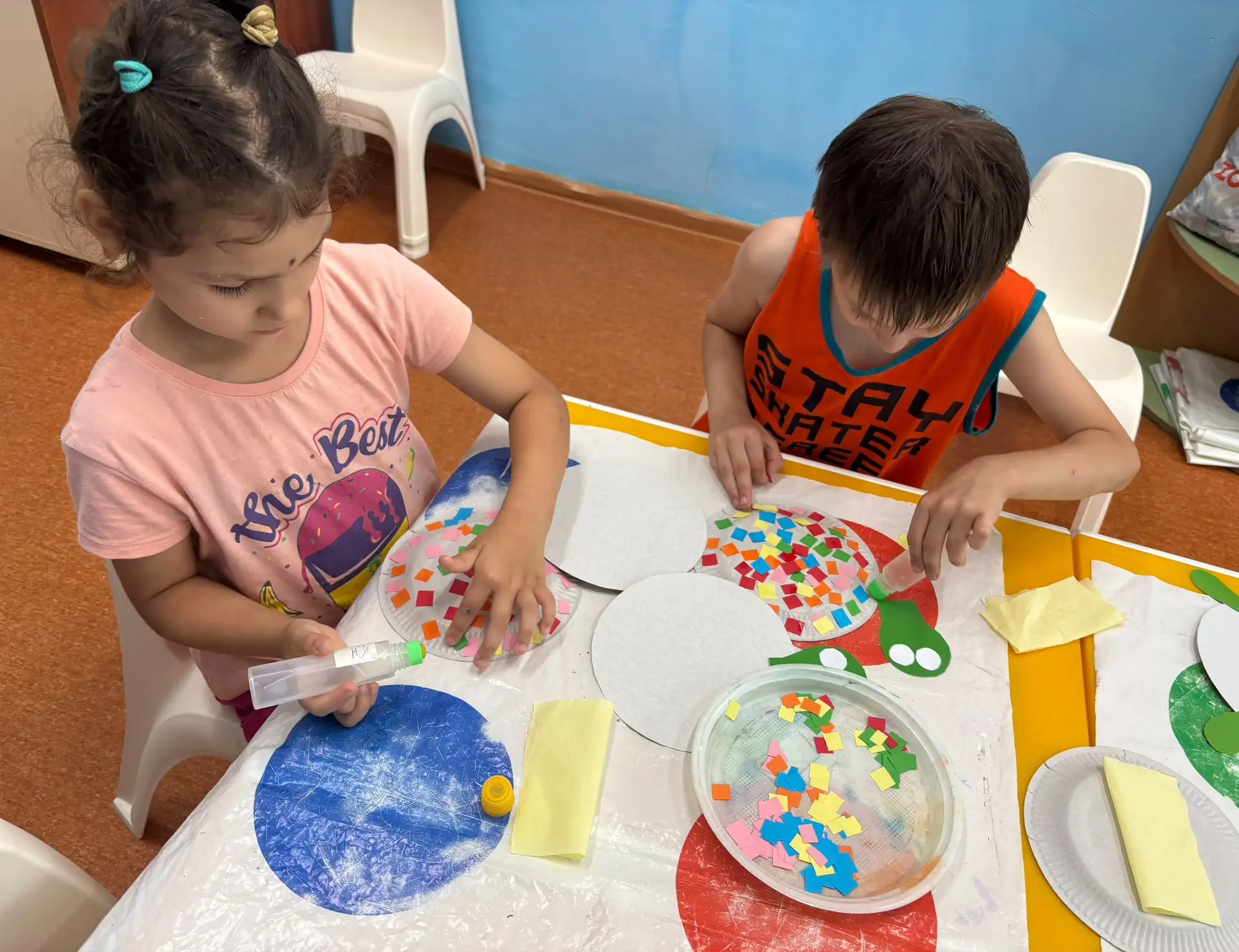 Лето — время цвета, вдохновения и детских улыбок! Наши воспитанники с головой окунулись...