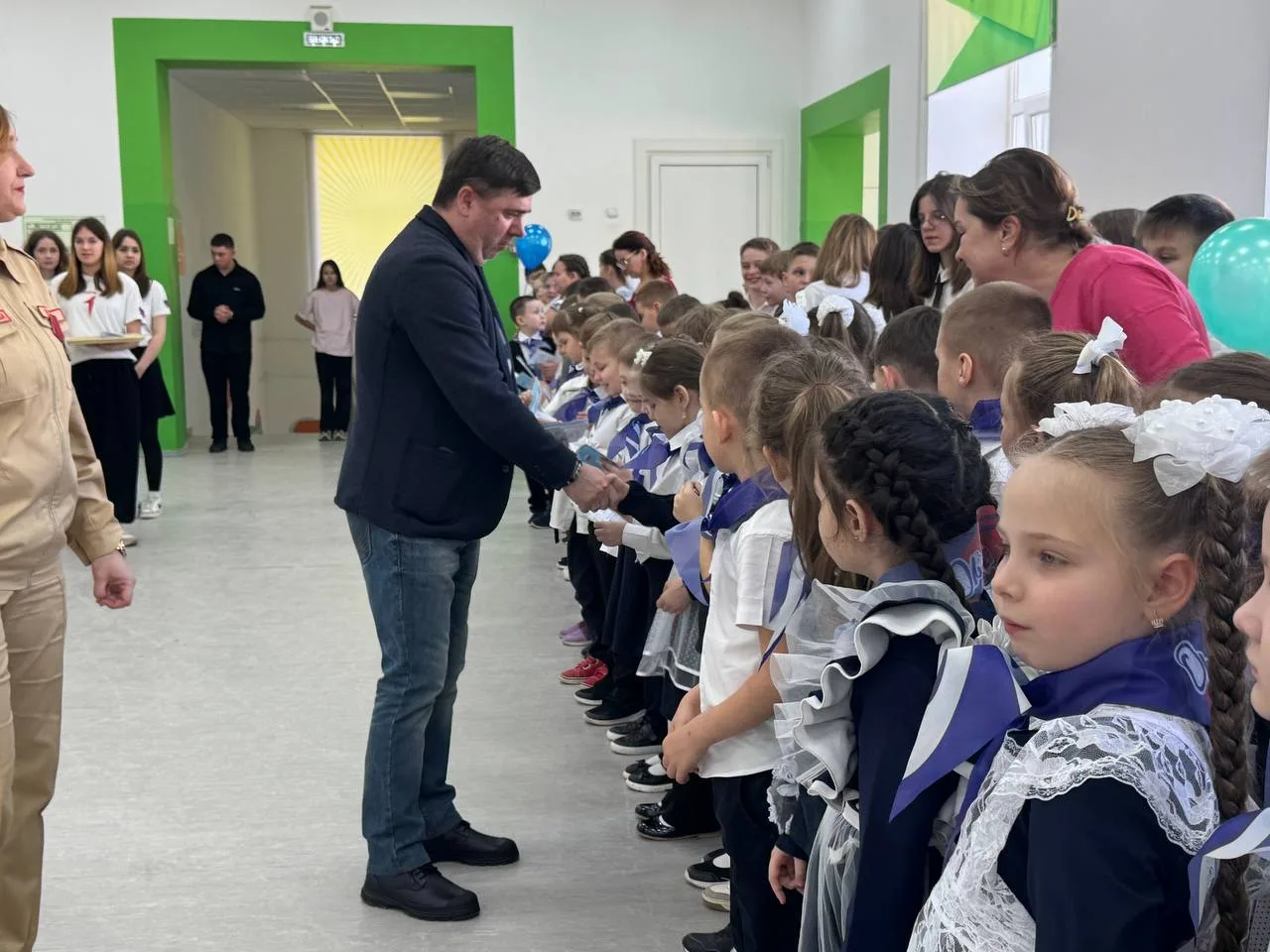 В нашей школе состоялось знаковое событие, объединившее сразу три важные церемонии: посвящение в «Ор