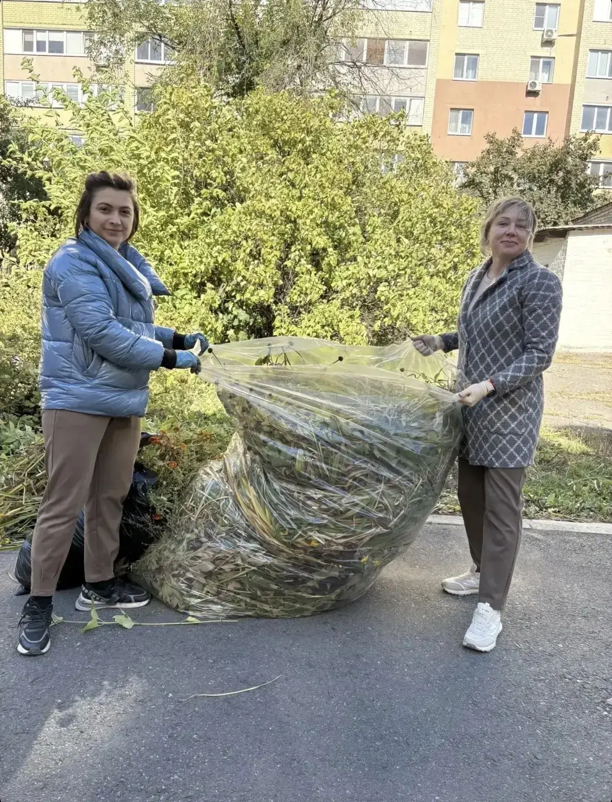 3 октября в детском саду прошёл городской экологический субботник. Участники мероприяти...