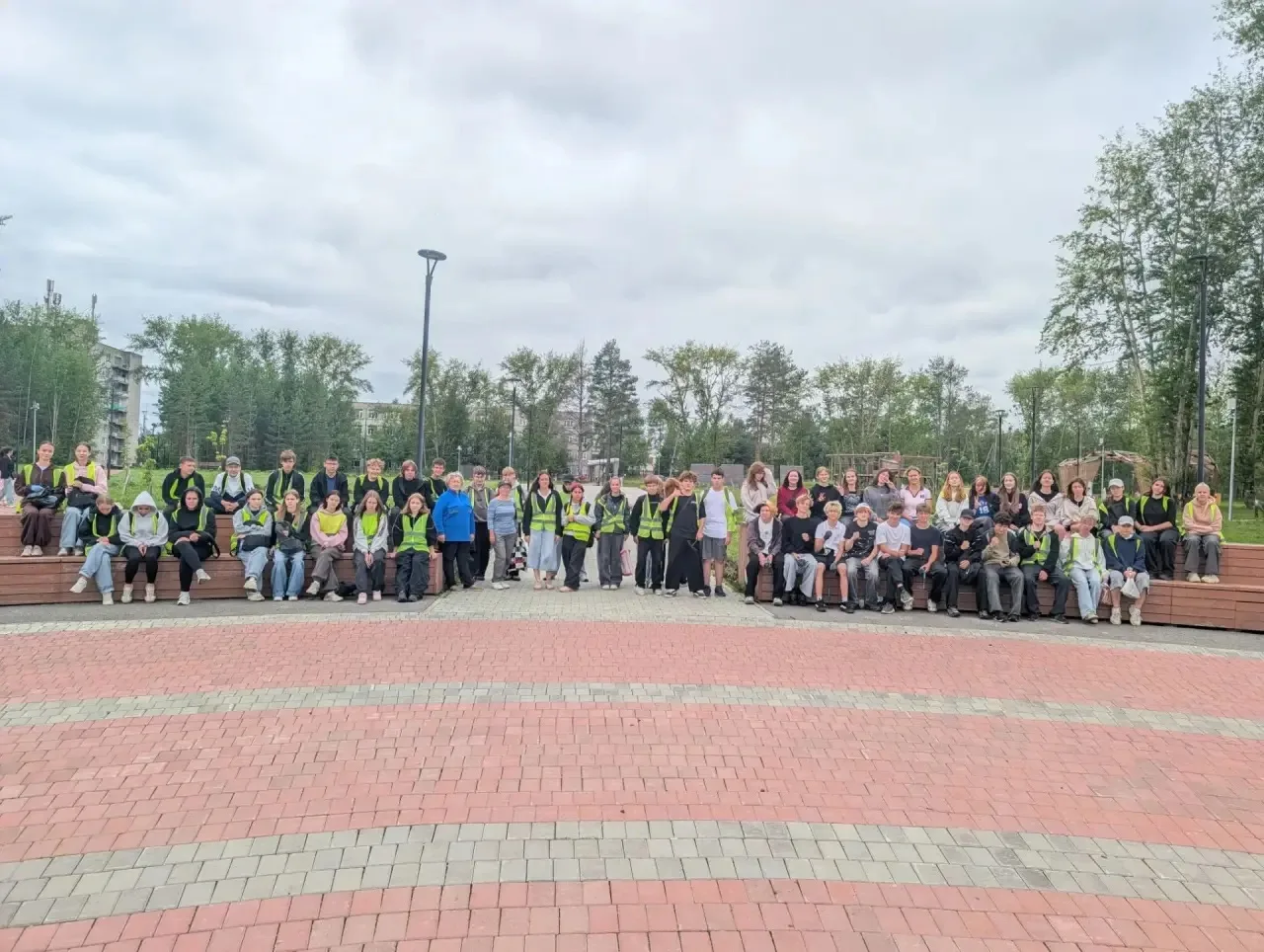 🎉Вторая смена в лагере труда и отдыха: польза и веселье!