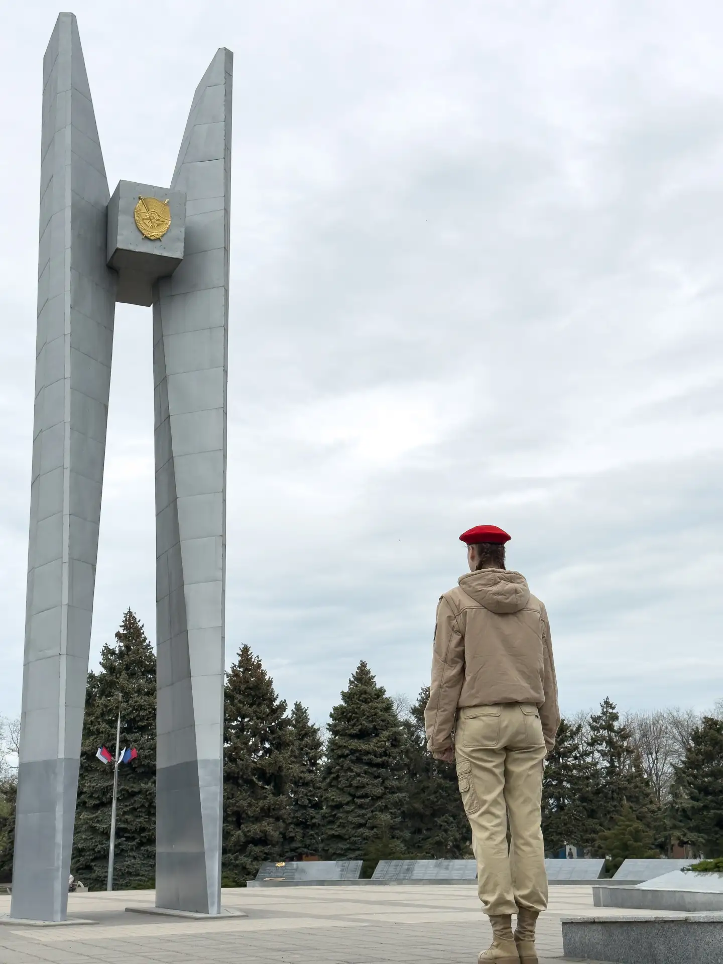 🎖️ 5 мая площадь Революции стала местом проведения торжественного мероприятия «Почётная Вахта Памяти