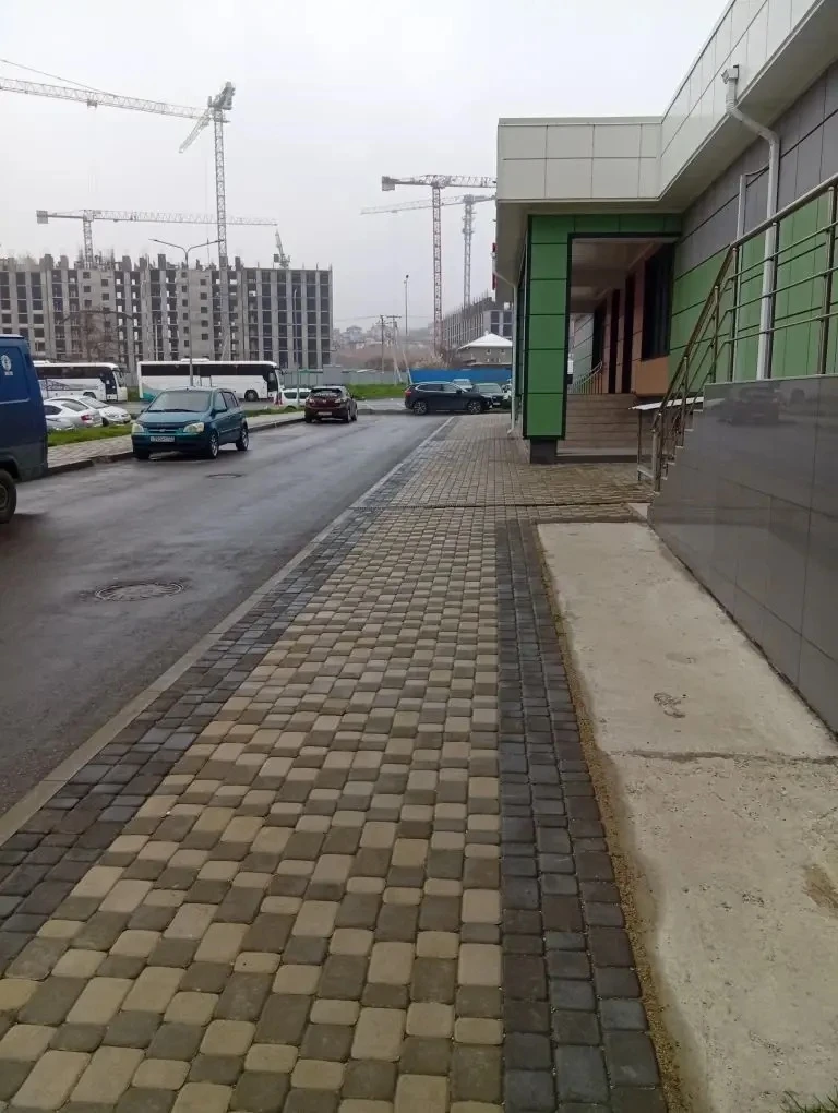 Уважаемые  жители наших МКД!  Делимся фотоотчетом📸 об уборке по адресу: ул.Ленина,б-р Босфорский   ✅