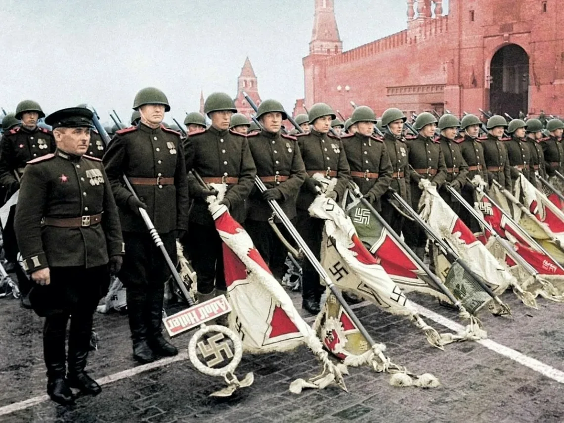 "МЫ ИХ ОСВОБОДИЛИ, ОНИ НАМ ЭТОГО НИКОГДА НЕ ПРОСТЯТ"
Георгий Жуков

Больше 80 лет прошло со дня вели