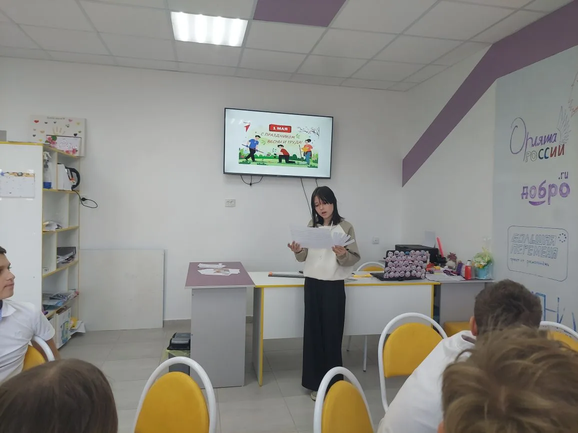 «Билет в будущее»: как Движение Первых помогает школьникам открыть мир профессий  🚀 В рамках всеросс