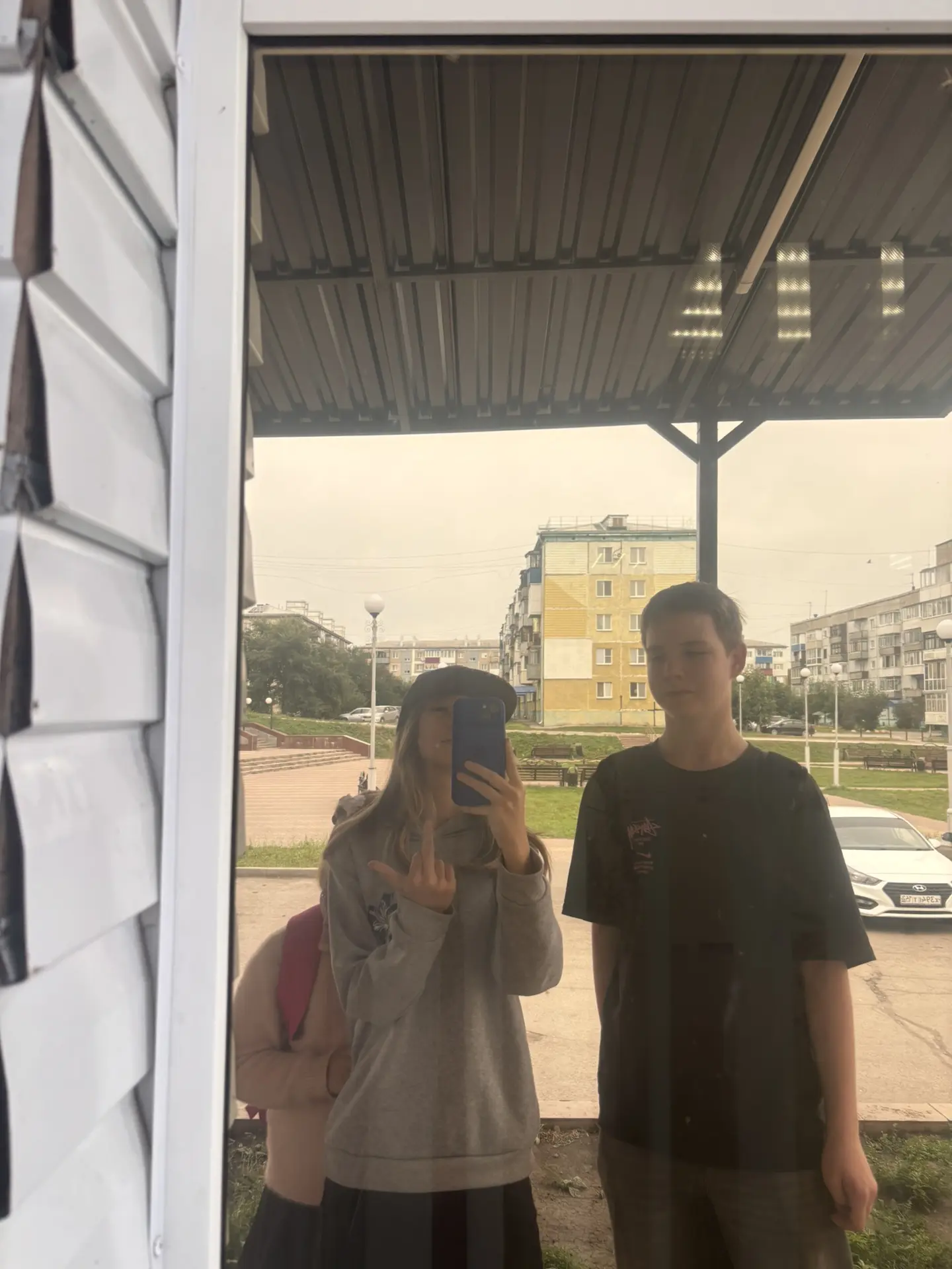 Понравился мальчик рядом дайте юз