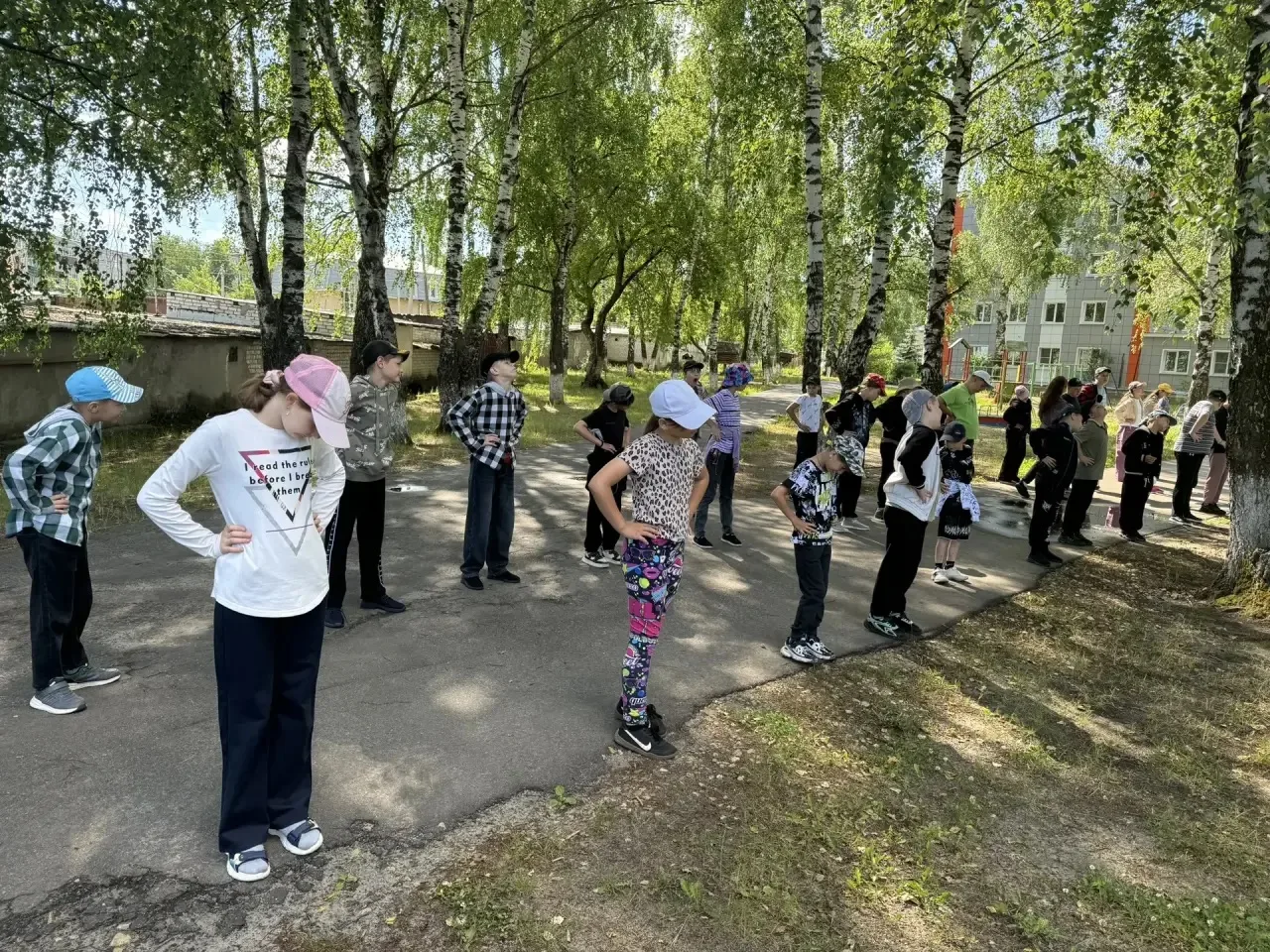 🏔️ «Школа интересных каникул», день двенадцатый: путешествие в Чечню, роспись гипсовых фигурок и му
