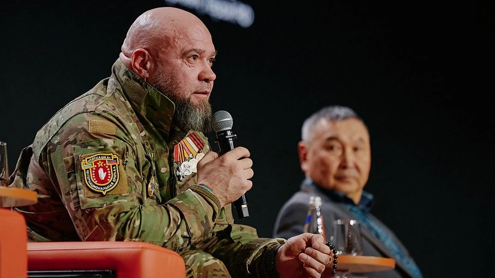 🪖 Герои возвращаются домой: как муниципалитеты помогут ветеранам СВО  В НЦ «Россия» прошла встреча, 
