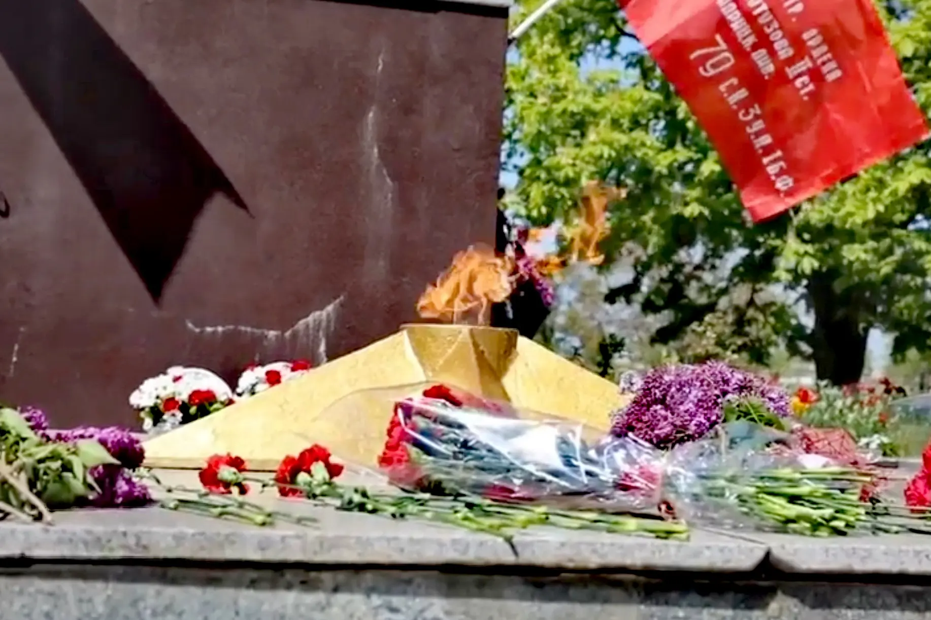 В Михайловском районе почтили память героев Великой Отечественной войны. К мемориалам, братским моги