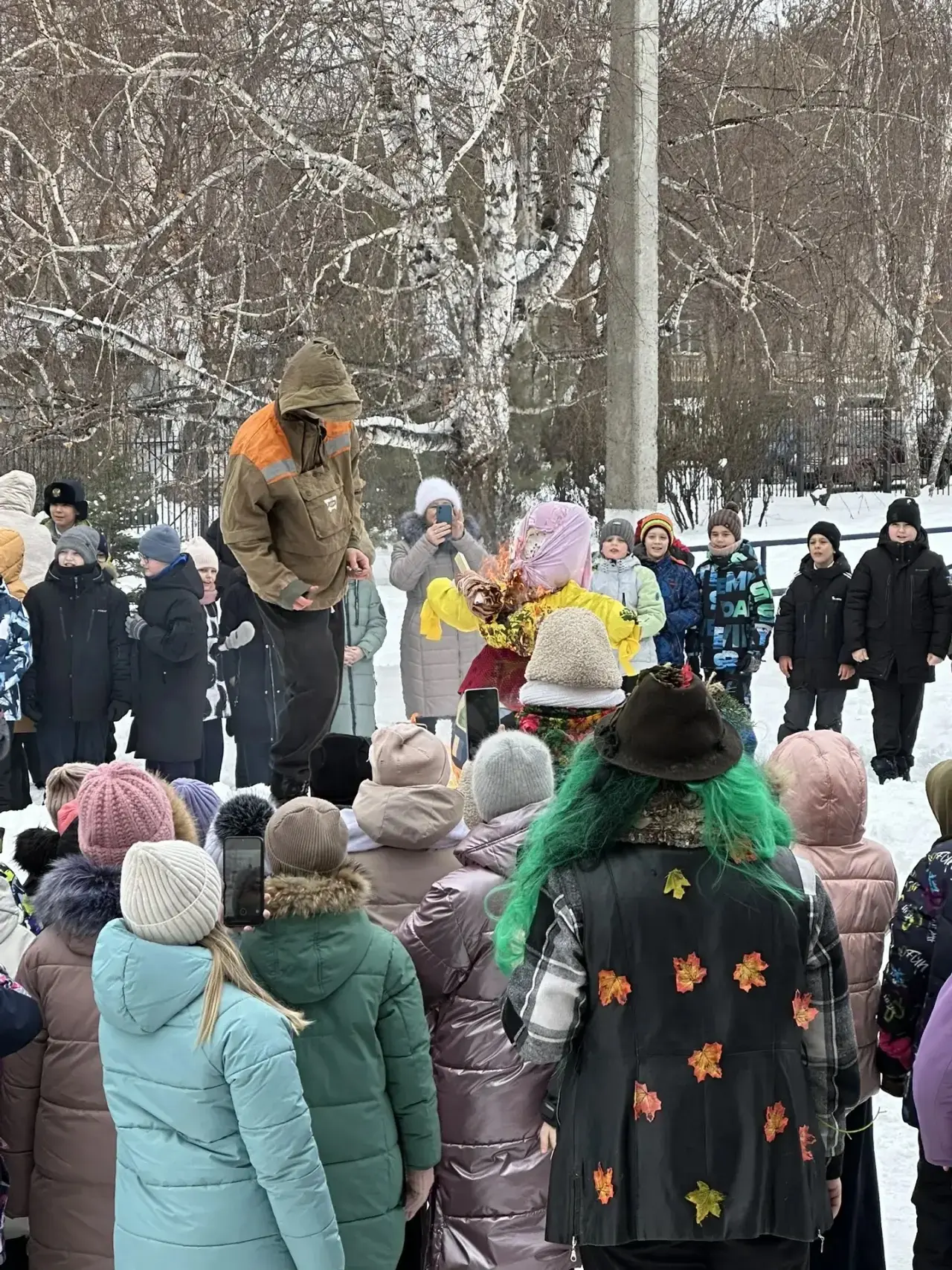 ВЕСЕЛАЯ МАСЛЕНИЦА В НАШЕЙ ШКОЛЕ☀️🥞  🌞 17 февраля, ученики 1–4 классов окунулись в атмосферу традицио