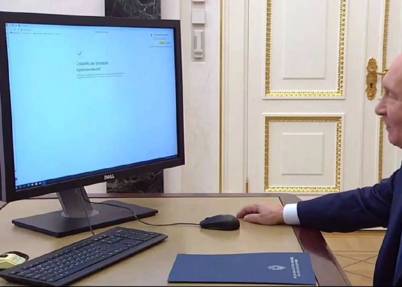На компьютере Путина стоит неактивированная Windows — пользователи заметили соответству...