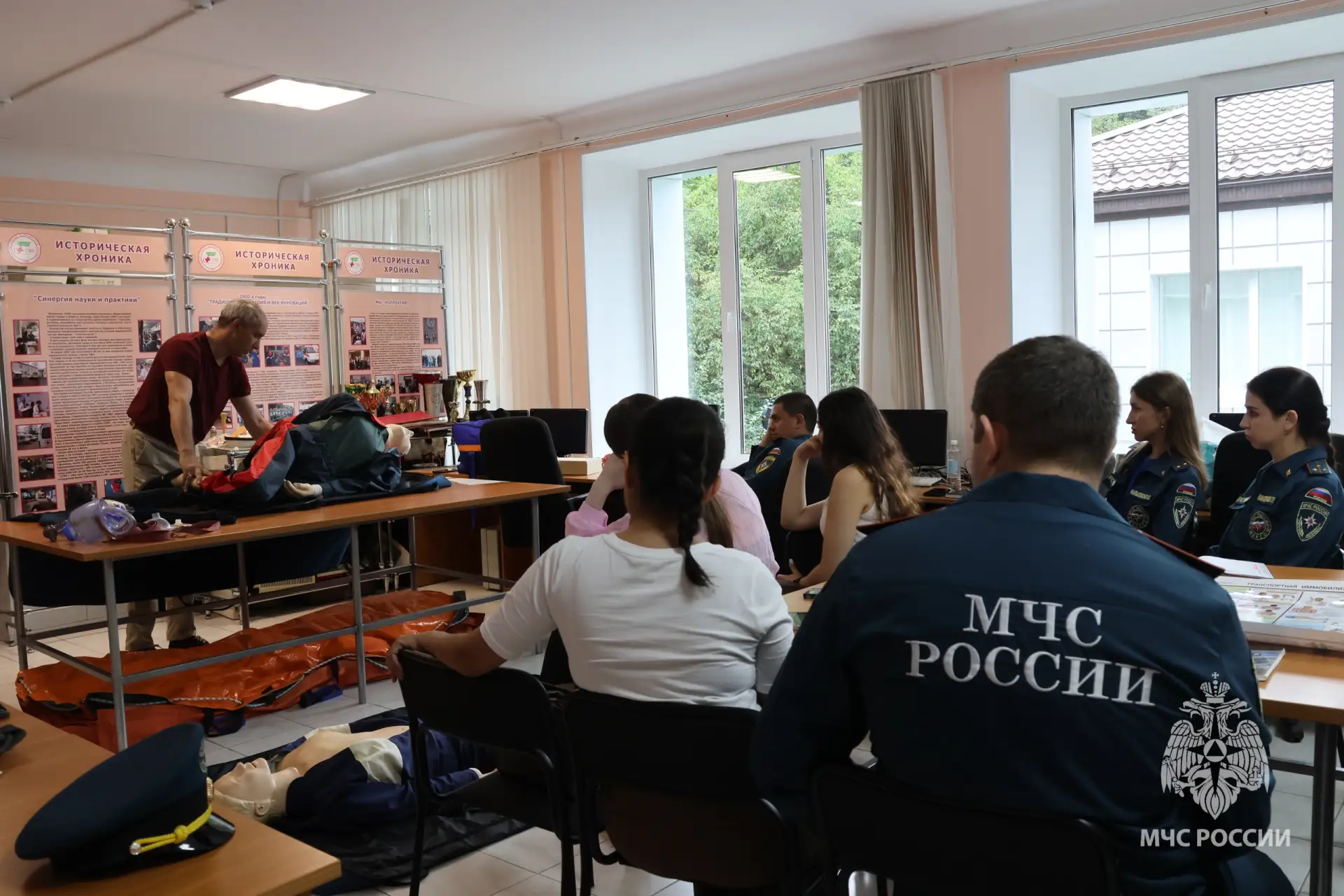 Учиться, чтобы спасать: Молодёжный совет МЧС Башкортостана освоил курс первой помощи

✅Участники Мол