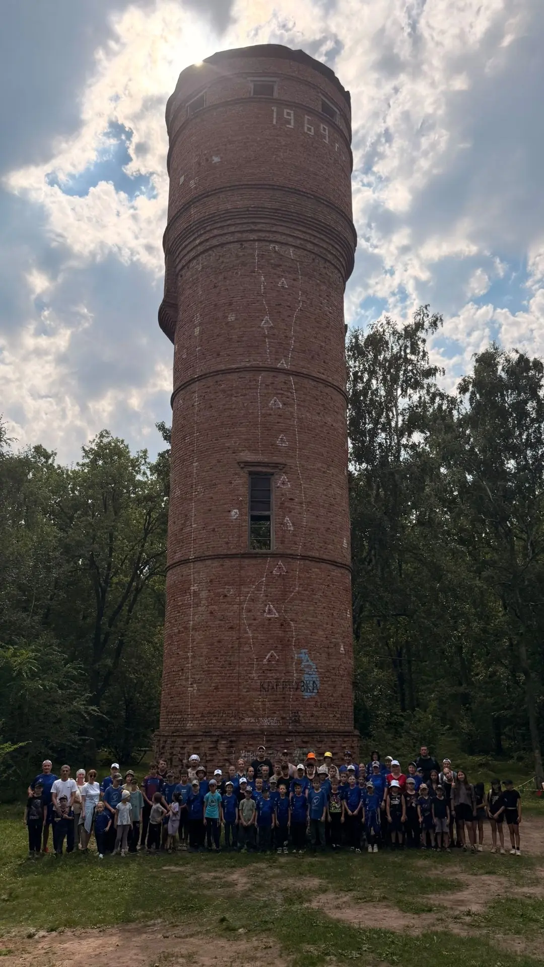 🏕️ Финальной точкой тренировочного сезона в отделении киокусинкай стал традиционный пеший поход про