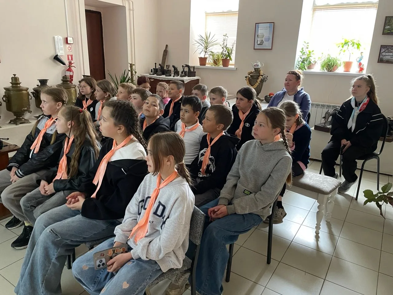 Сегодня музей крестьянского труда и быта радушно встретил гостей – ребят из оршанского пришкольного 